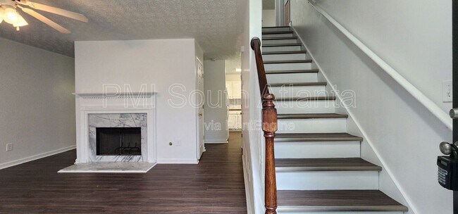 Foto del edificio - 588 Hunnicutt Rd SE
