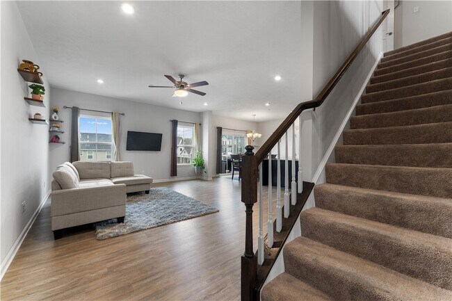 Foto del edificio - 5103 Spruce Rd