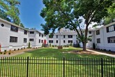 Primary Photo - 99 Peachtree Memorial Dr NW