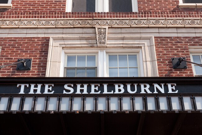 Bienvenido a casa - The Shelburne Apartments