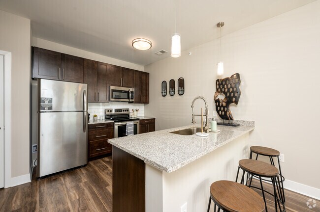 2 habitaciones, 2 baños - 976 pies cuadrados - Cocina - The Century at Purdue Research Park