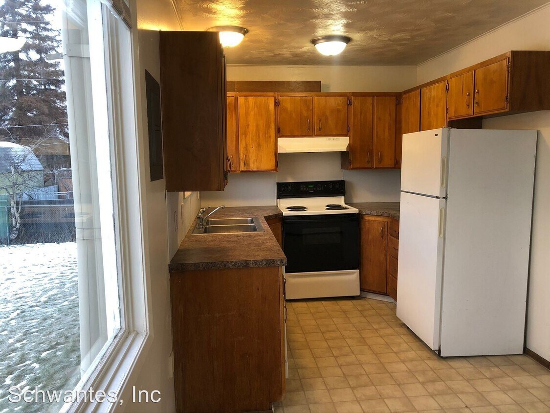 Primary Photo - 8001 Duben Ave