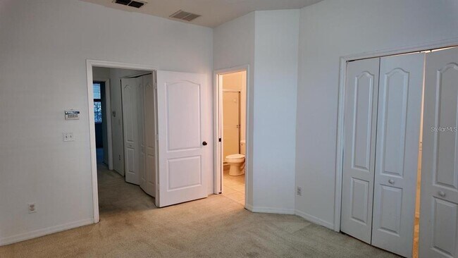 Foto del edificio - 10824 Savannah Wood Ct