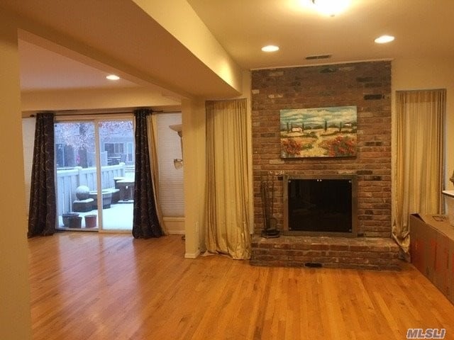 Building Photo - 66 Manors Dr