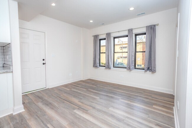 Foto del edificio - 3056 S Keeler Ave