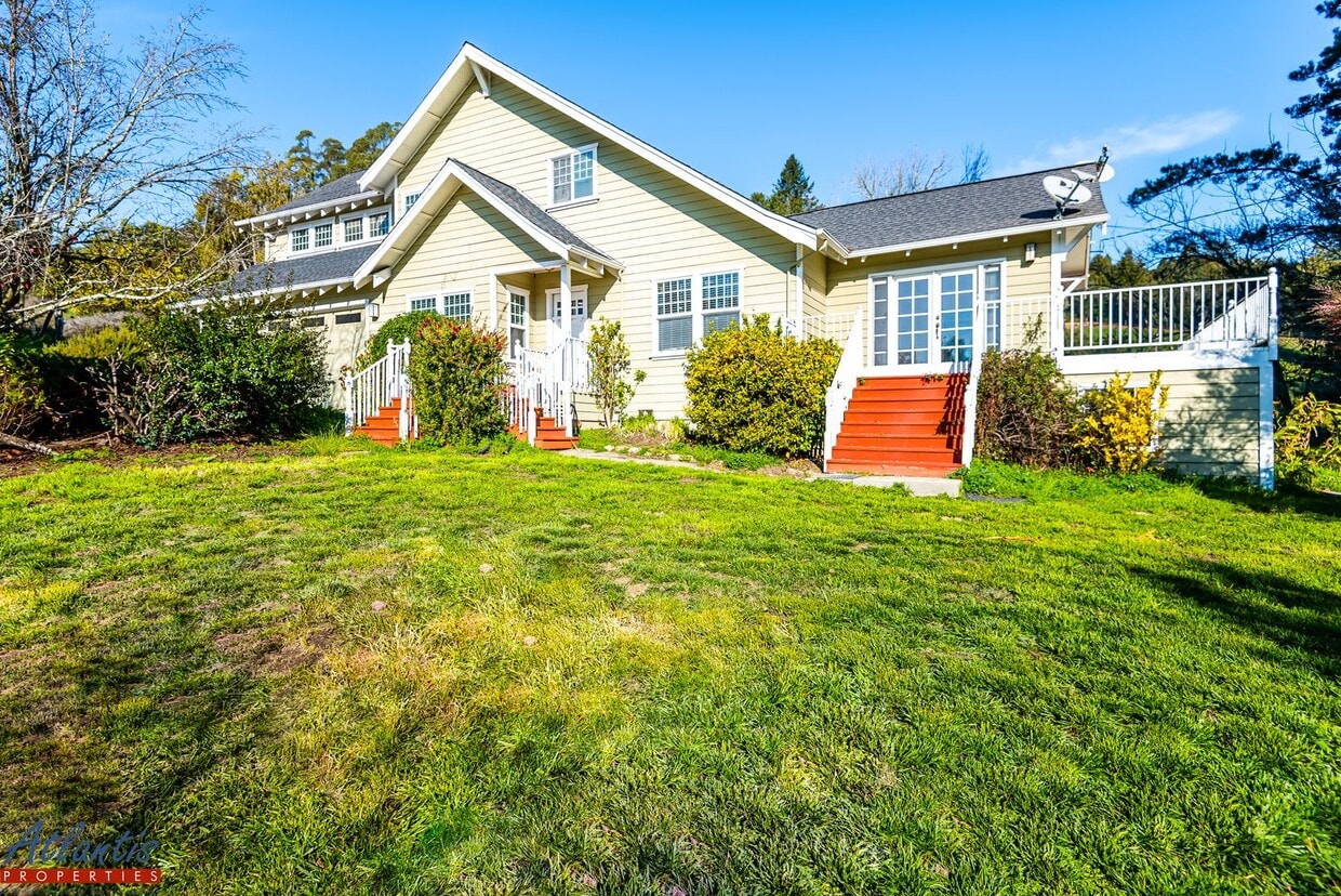 Primary Photo - Beautiful & Spacious Corralitos Home