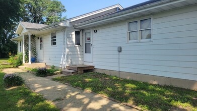 Building Photo - 39W910 US-20