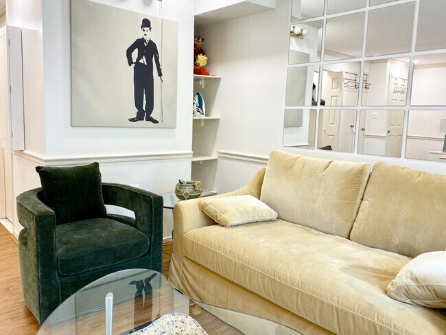 Foto del edificio - 2361 Hunters Square Ct