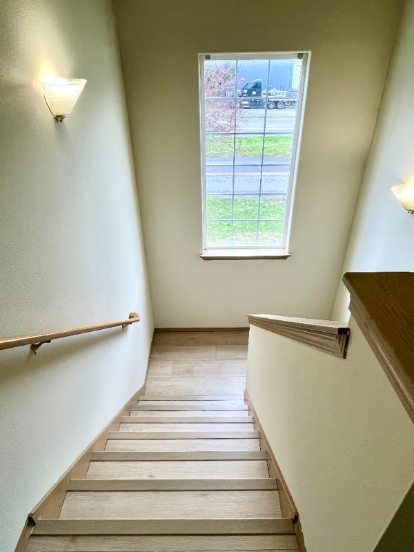 Building Photo - 512 Hazel St