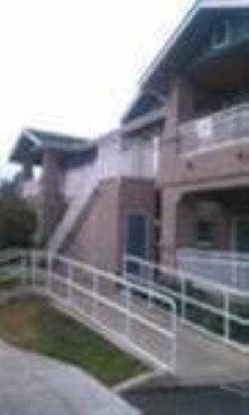 Primary Photo - 745 E Cambridge Ave