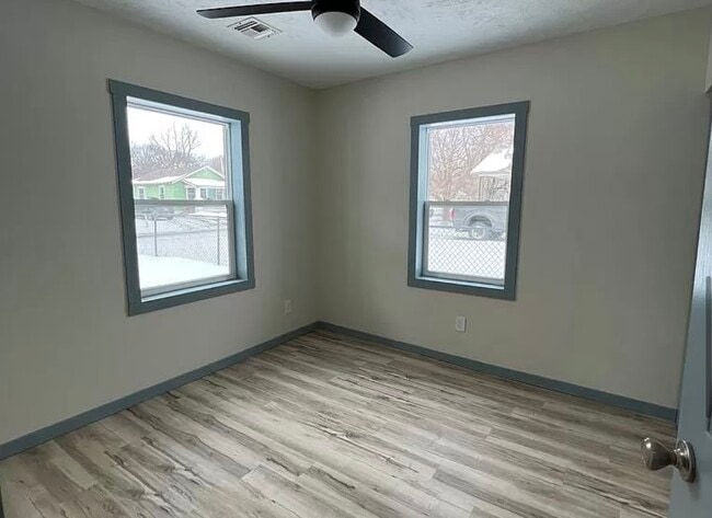 sala de estar - 1214 N 10th St