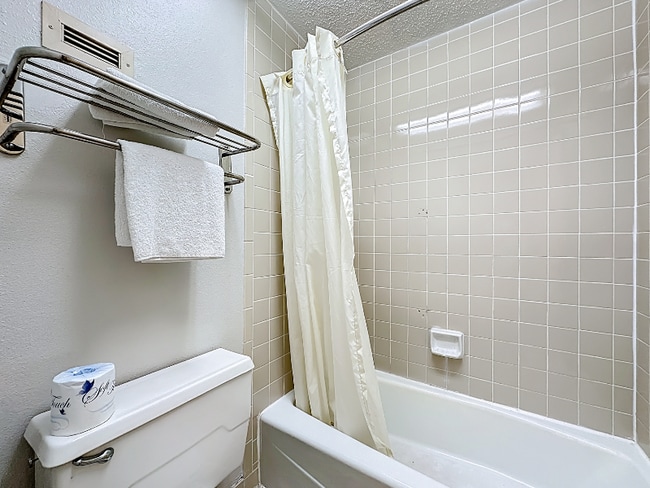 Foto del edificio - 910 Suemac Rd