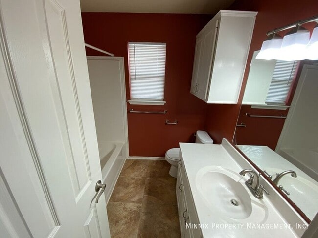 Foto del edificio - 2530 107th Dr