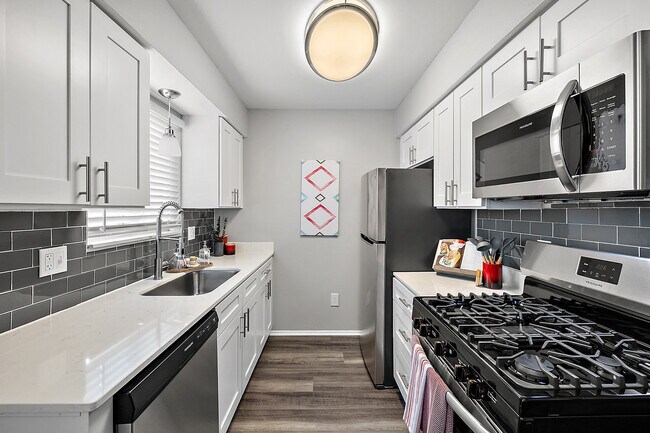 Building Photo - Cherry Hill Village Apartments - Dearborn Heights, MI