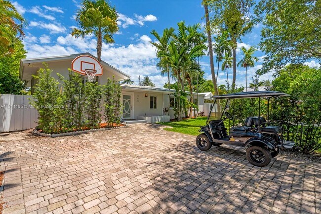 Foto del edificio - 265 Glenridge Rd