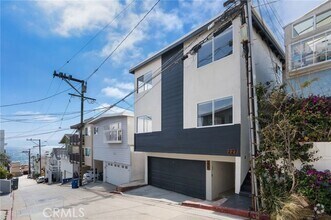 Building Photo - 225 El Porto St