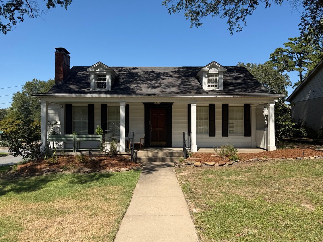 Primary Photo - 5920 Hawthorne Rd
