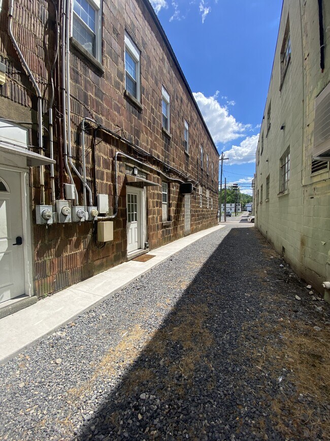Foto del edificio - 181 Armstrong St