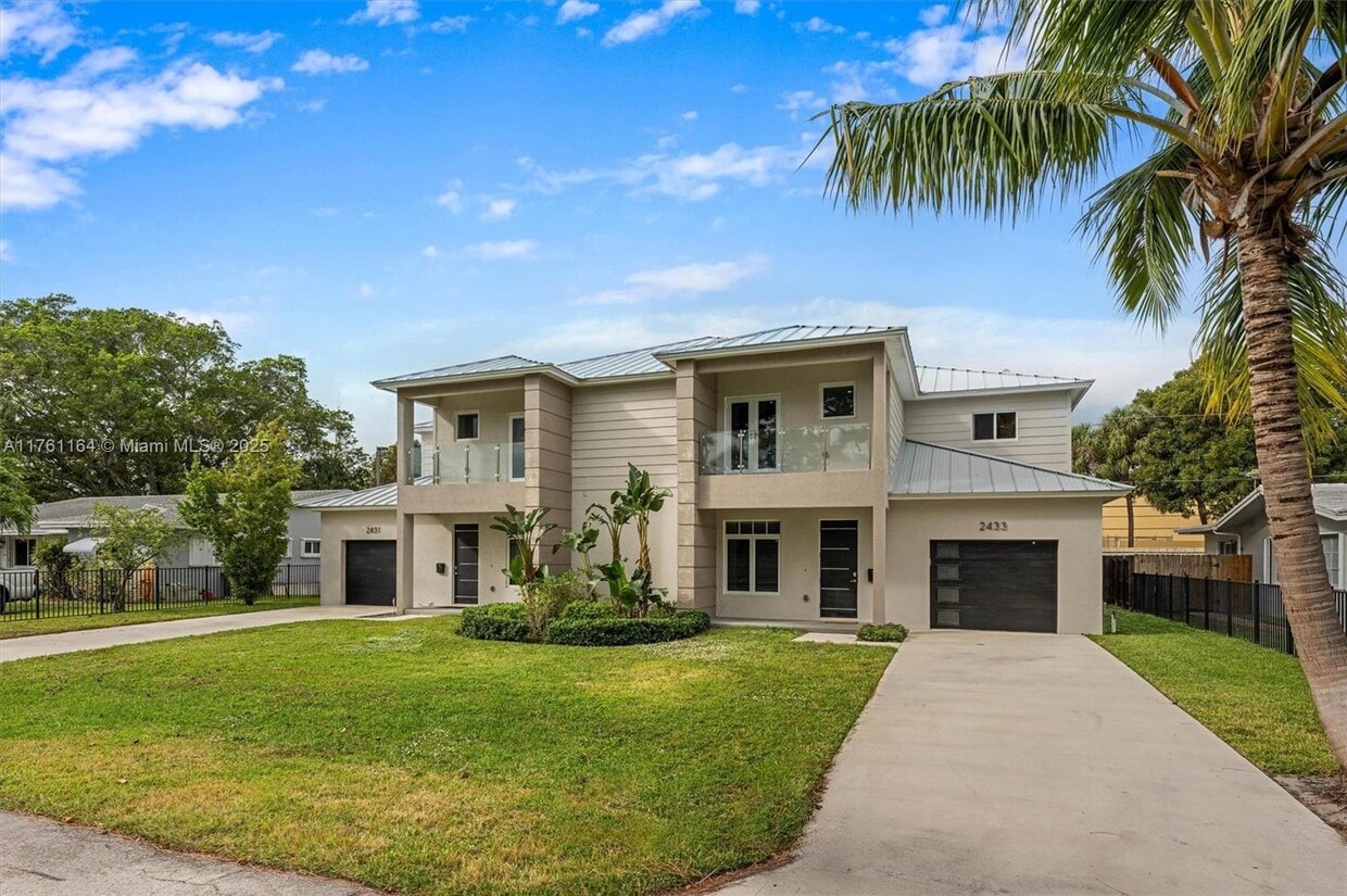 Photo - 2431 NE 20th Ave (Lighthouse Point, FL)