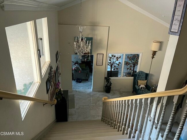 Foto del edificio - 729 Triunfo Canyon Rd