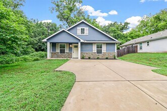 715 Point Lookout Dr