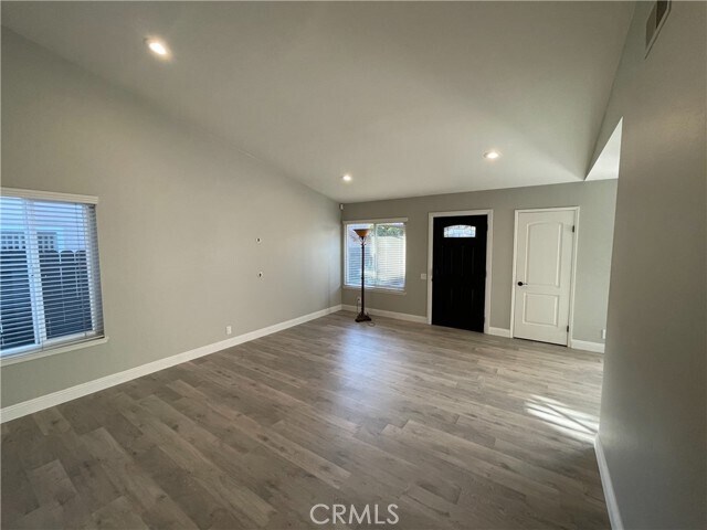 Foto del edificio - 29522 Ridge Rd