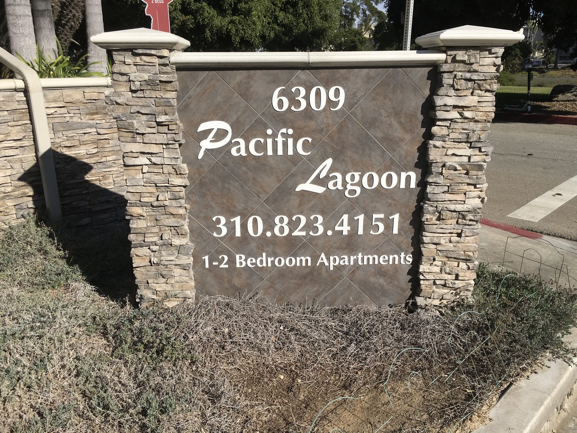 Foto principal - 6309 Pacific Ave