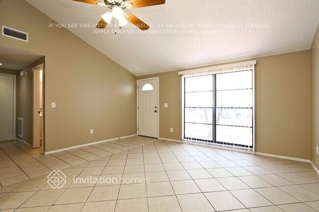 Foto del edificio - 10220 Wilcox Ct
