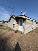 Building Photo - 210 W Spg St