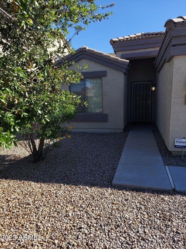 Primary Photo - 3411 W Sunland Ave