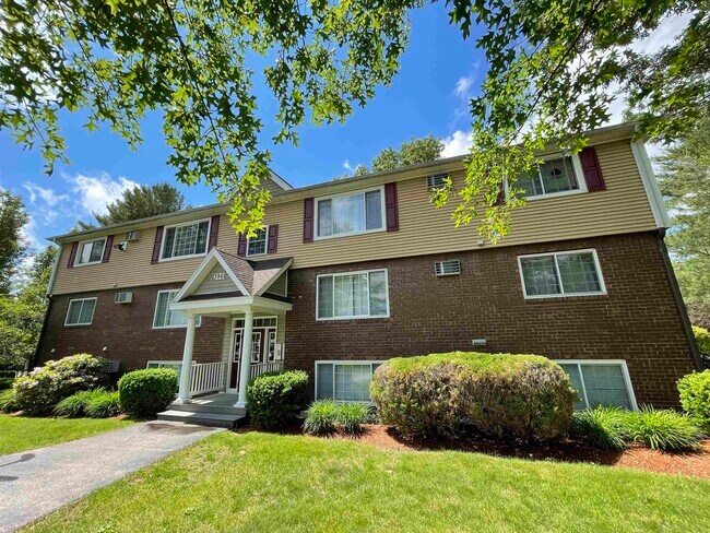 Foto del edificio - 3931 Brown Ave