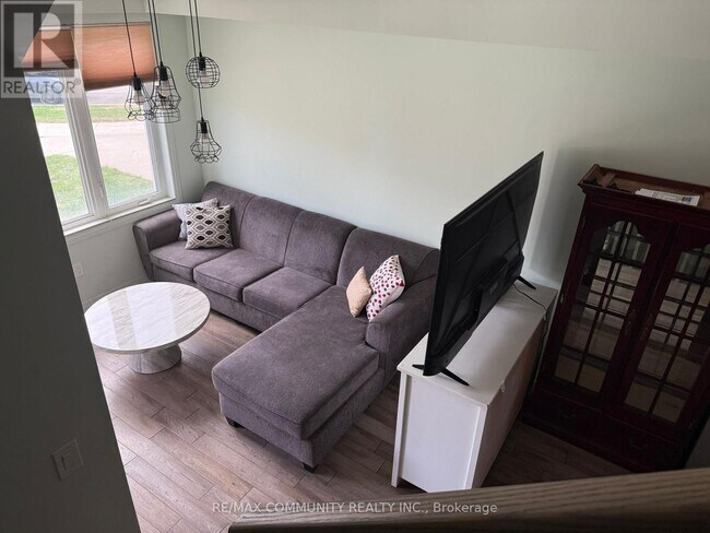 Photo du bâtiment - 46 Sarah Jackson Cres