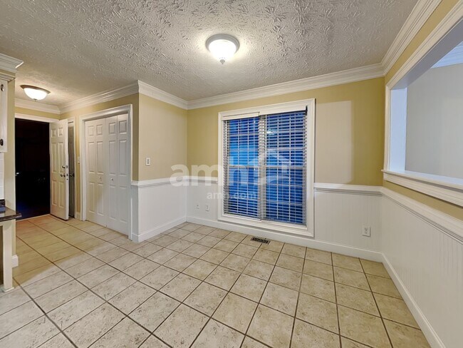 Foto del edificio - 1222 Joe Brogdon Ln