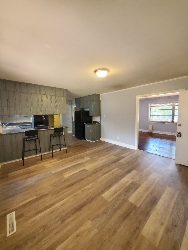 Building Photo - 3818 Avalon Ave