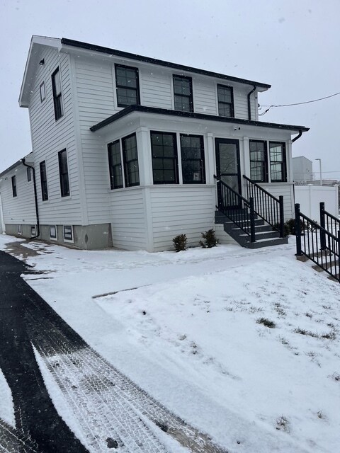 Foto del edificio - 112 Thurber St