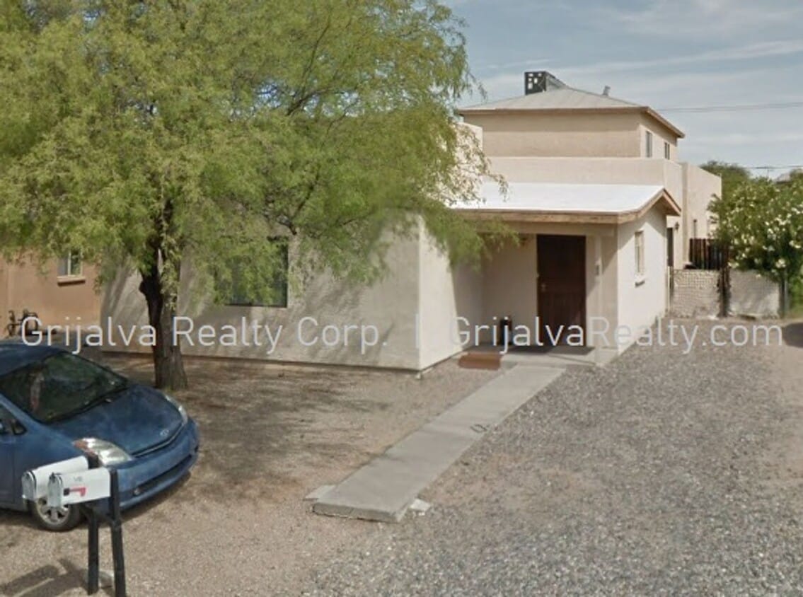 Photo - 1415 E. Elm St.#1 & #2