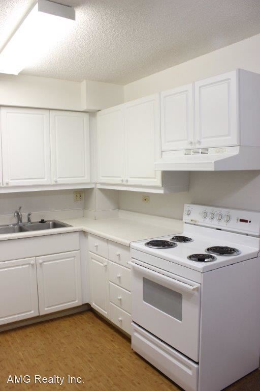 Foto del edificio - 1 br, 1 bath House - 1074 Lunalilo St. 504