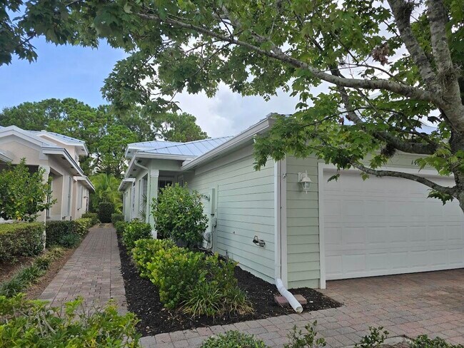 Foto del edificio - 1463 SE Tidewater Pl