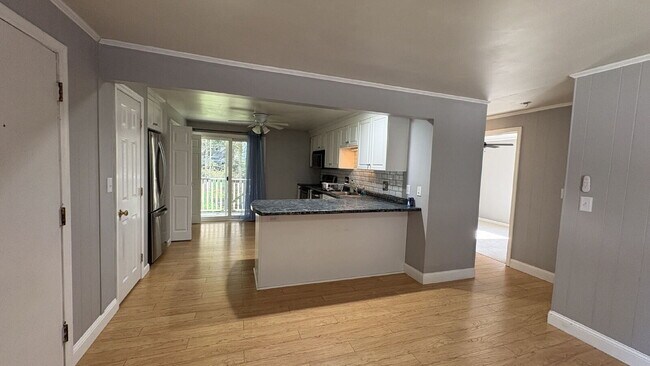 Foto del edificio - 3 Philbrick Ln