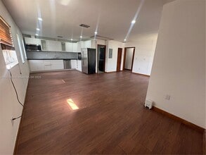 Building Photo - 3291 SW 25th St