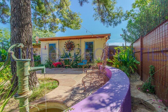 Foto del edificio - 5130 E Patricia St