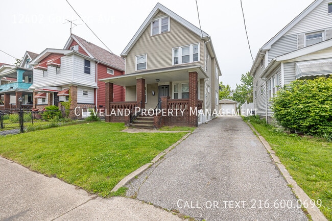 Building Photo - 12402 Griffing Ave