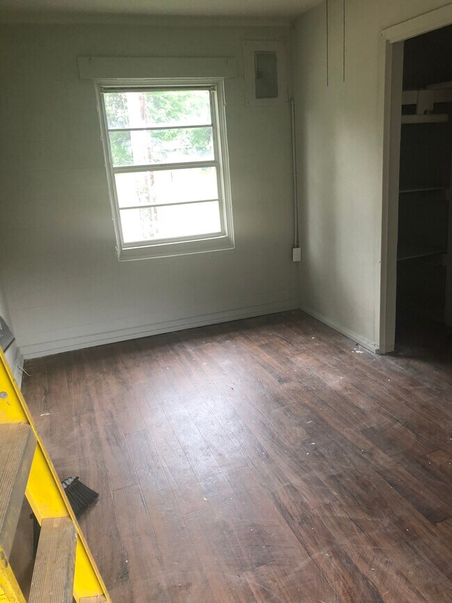 Foto del edificio - 2 bedroom/1 bathroom house for rent