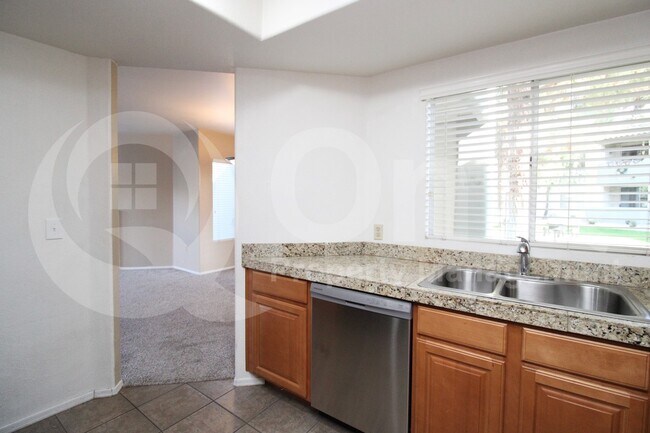 Foto del edificio - 1825 W Ray Rd