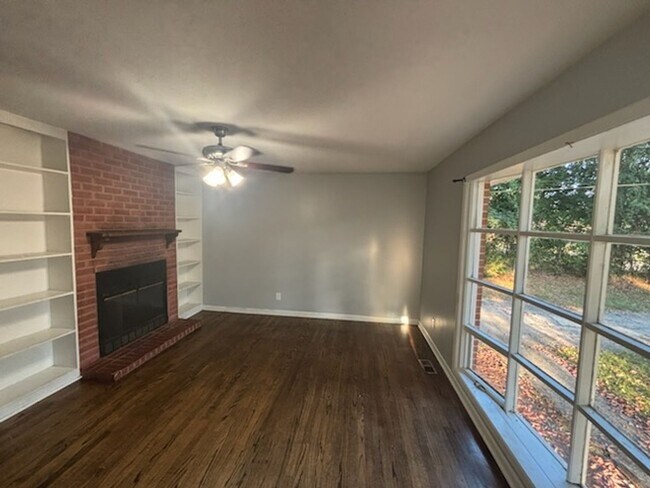 Foto del edificio - 7236 Ainsley St