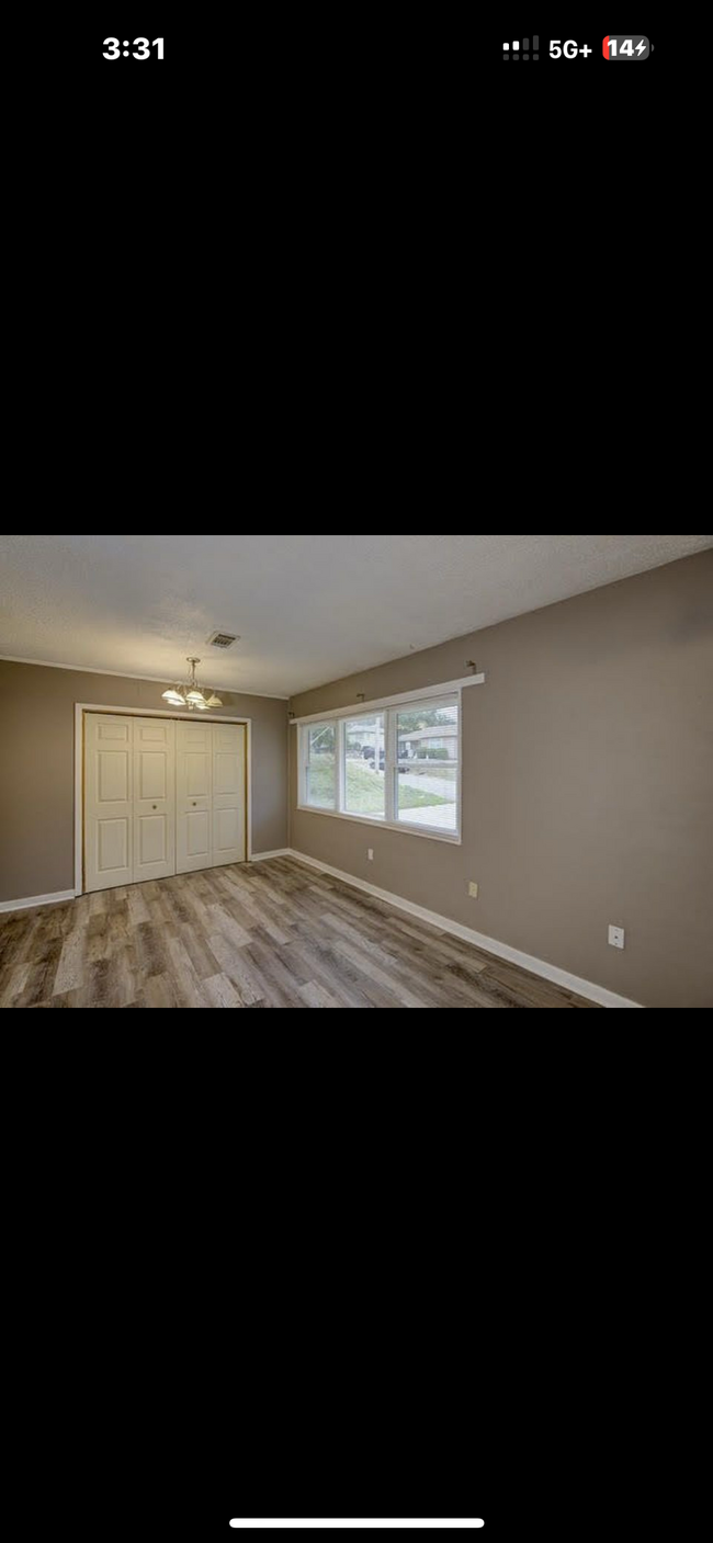 Building Photo - 201 Lightcap Blvd