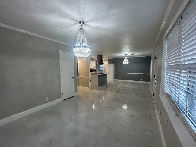 Building Photo - 2107 Tecumseh Trce