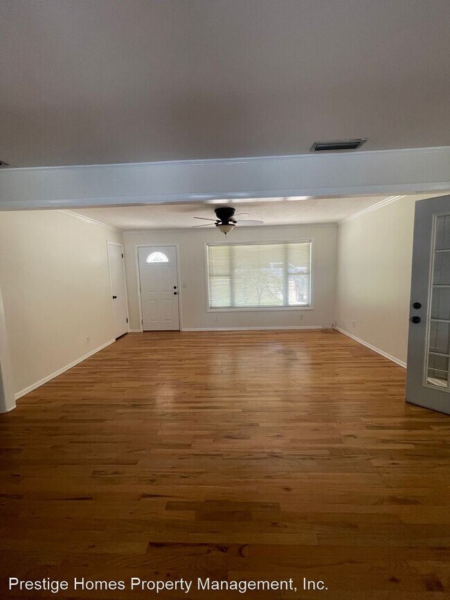 Foto del edificio - 3 br, 1.5 bath House - 930 E Lee St.