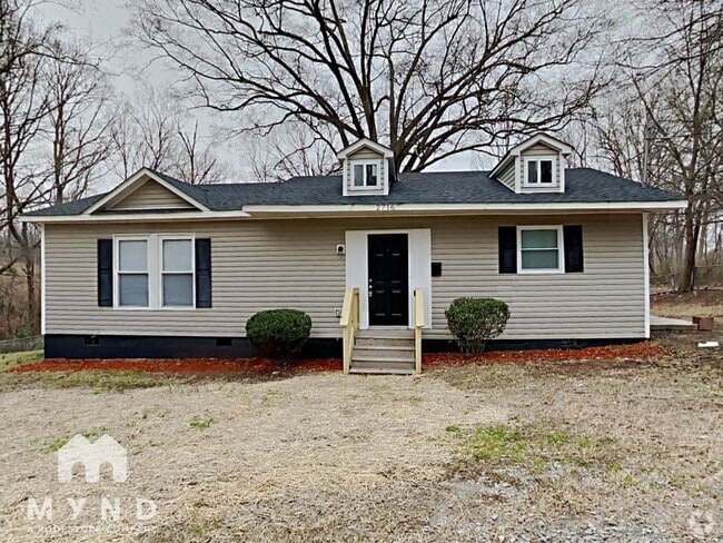 Building Photo - 2716 Crawford Ave