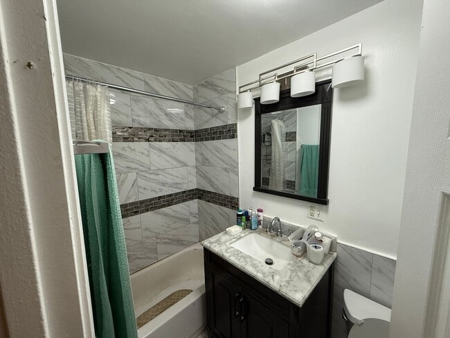 Foto del edificio - 6327 N Francisco Ave